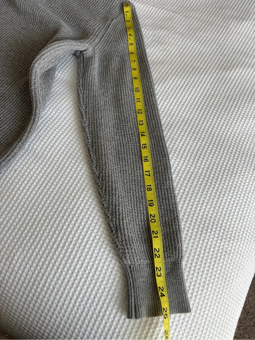 GAP Men's Light Gray Ribbed Quarter-Zip Sweater